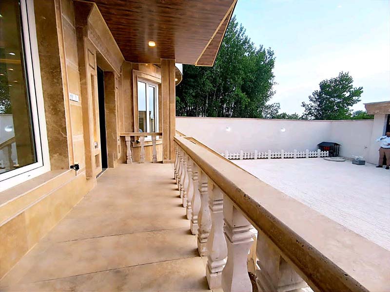 یک ویلای نماسنگ240متری با100متربناگیلان رشت