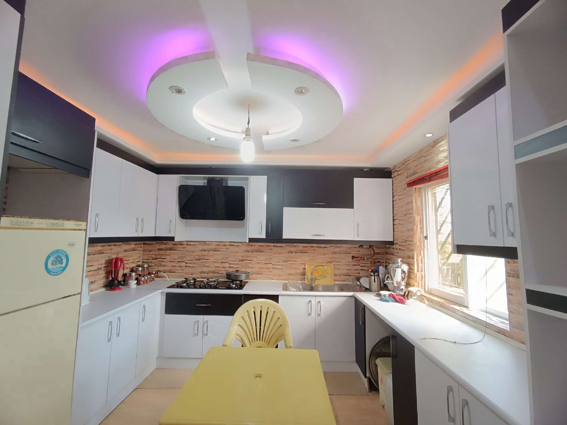 تصویر خانه روستایی در گیلان