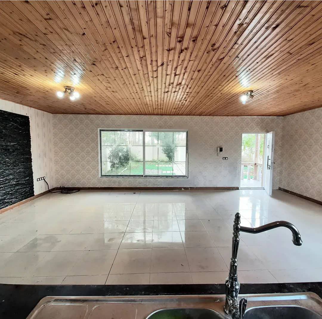 تصویر یک ویلای دوبلکس در لوکیشن روستایی