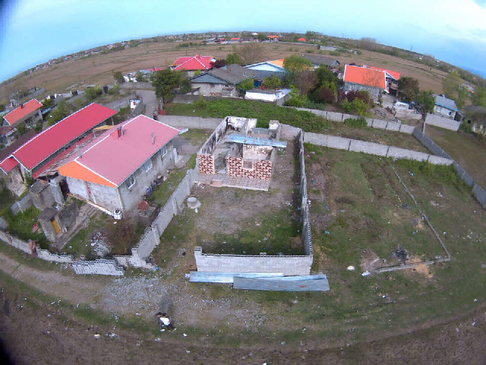 تصویر یک خانه تخریبی در گیلان