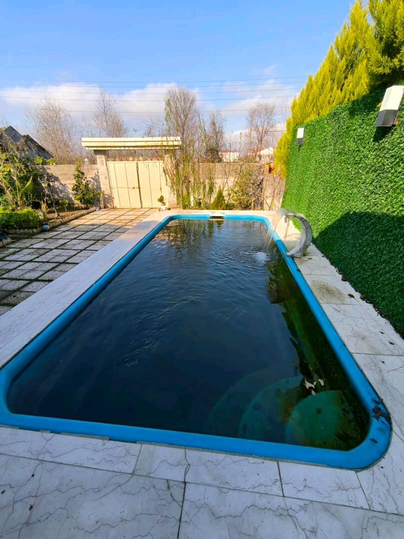 یک ویلای نوساز در مرکز شهر خشکبیجار