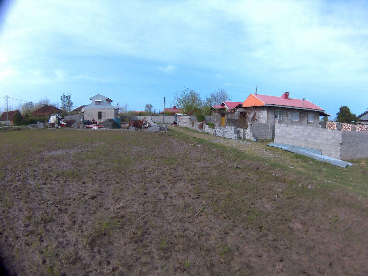 تصویر یک خانه تخریبی در گیلان