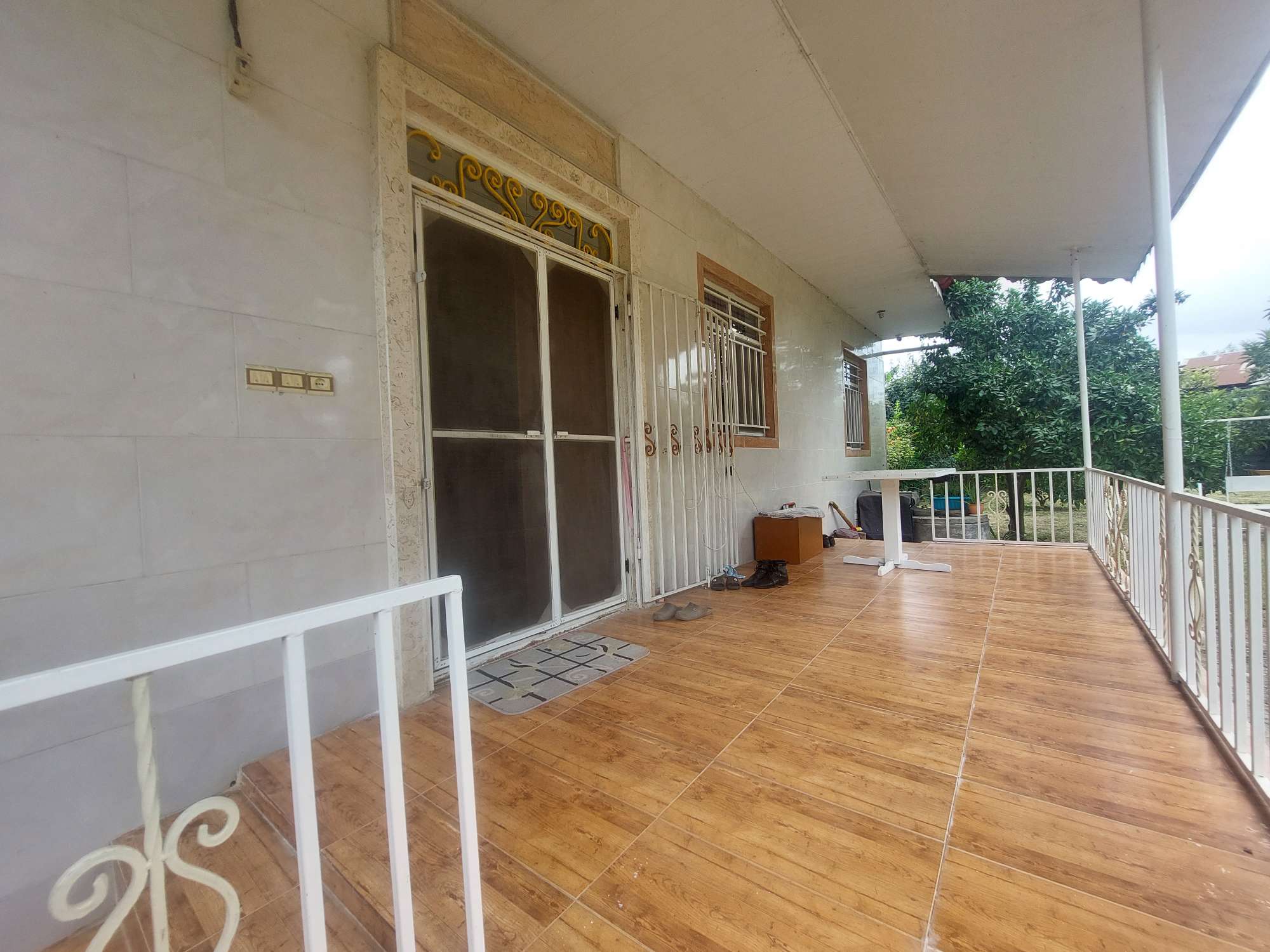 تصویر ویلا نوساز مرکز شهر خشکبیجار