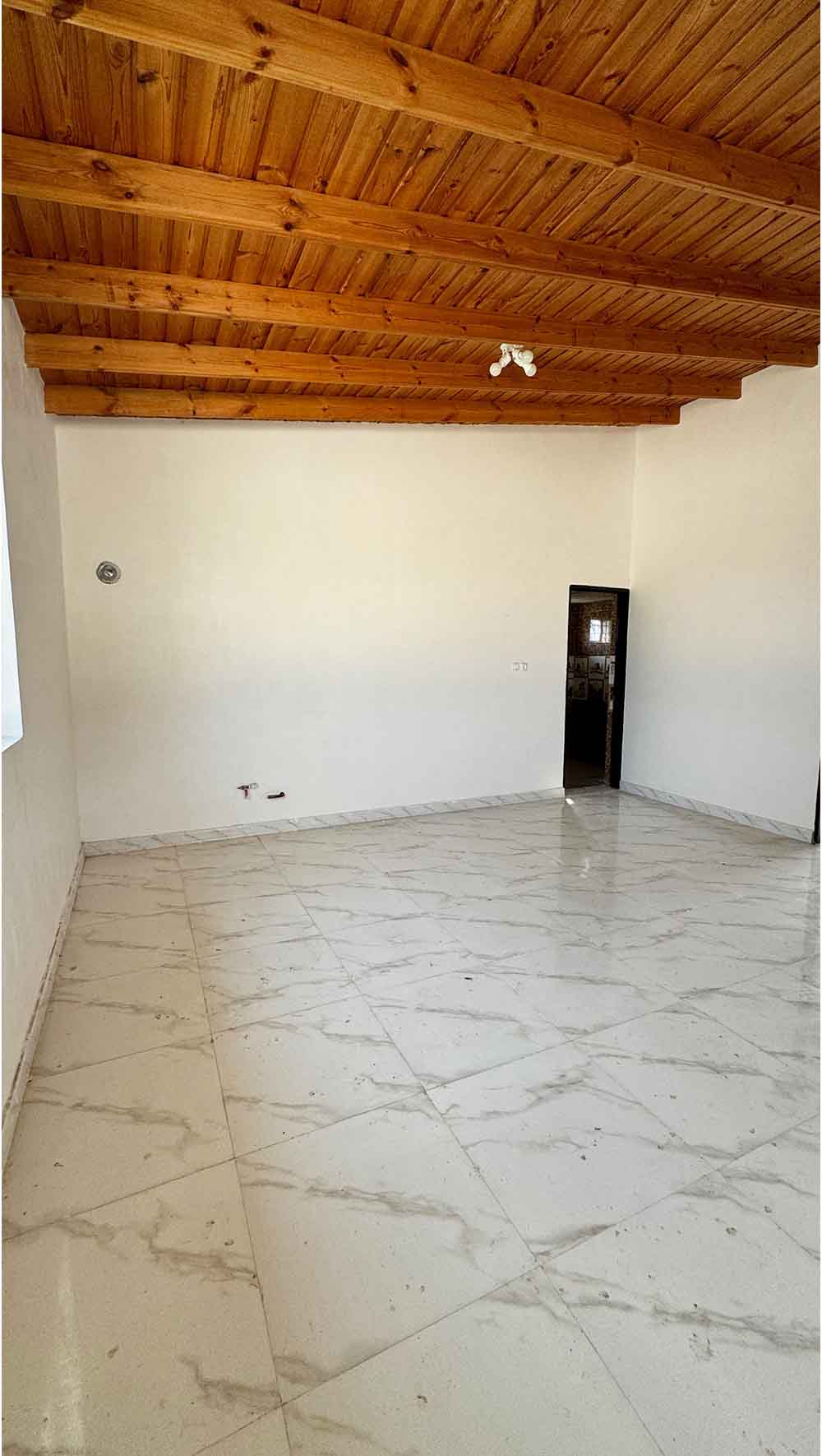 یک ویلای نوساز در دل طبیعت و نزدیک دریا