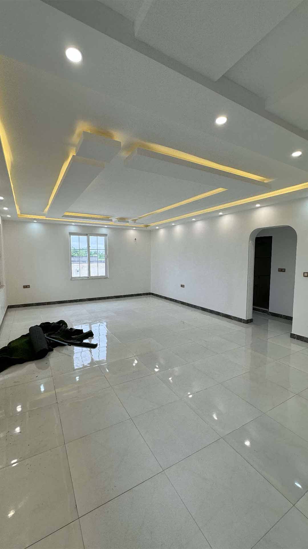 تصویر ویلا نوساز در دل طبیعت جنگلی