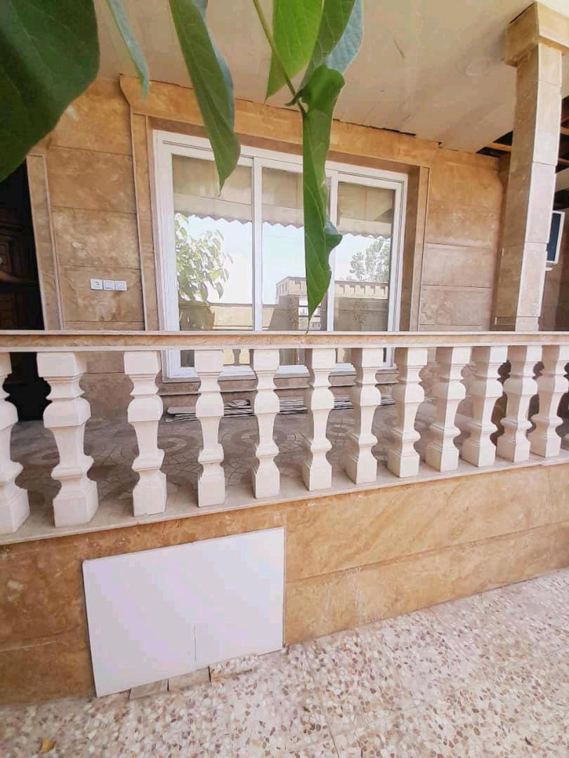 ویلا نوساز مرکز شهر خشکبیجار