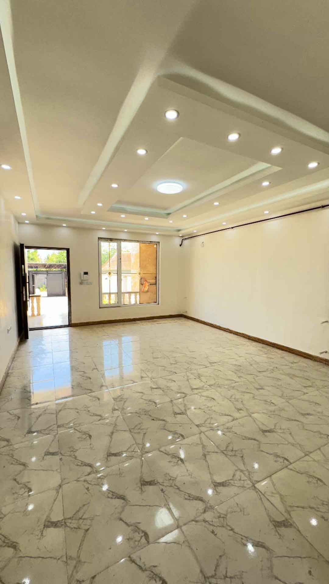 ویلای جنگلی نوساز سنددار محوطه سازی شده