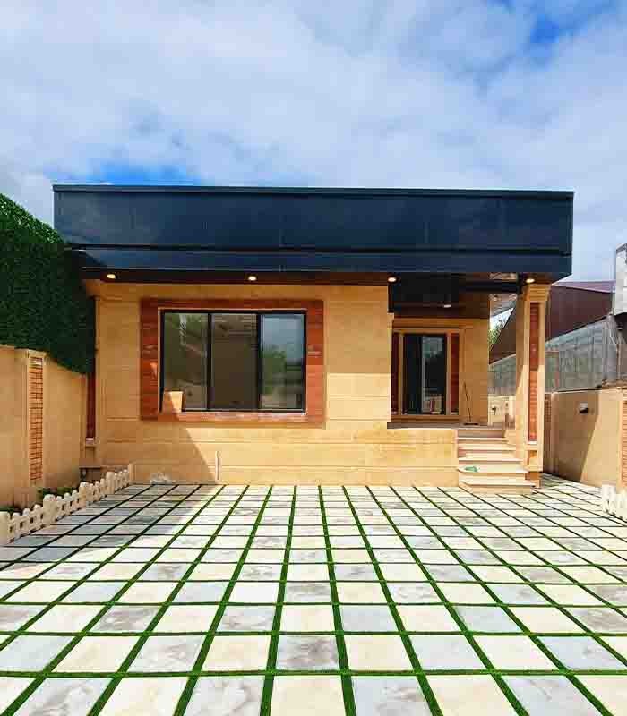 یک ویلای نوساز در مرکز شهر خشکبیجار